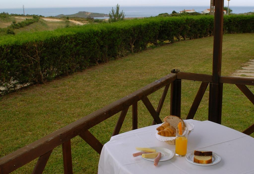 Parque De Campismo Da Ilha Do Pessegueiro 호텔 포르토코보 객실 사진